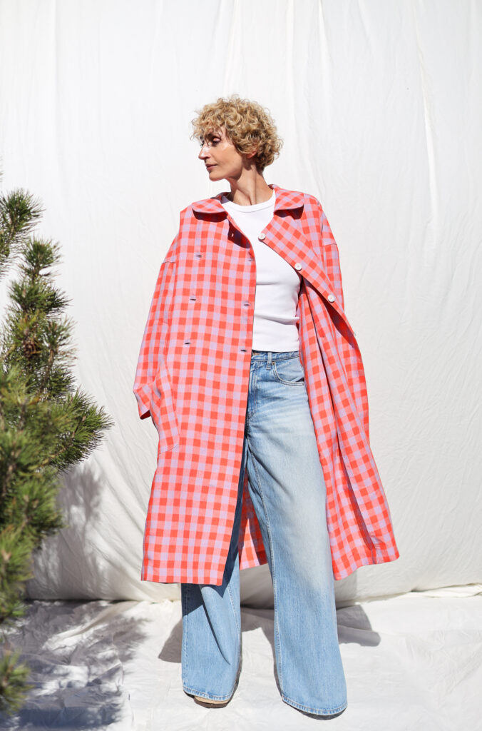 Double breasted linen oversized coat in checks | Coat | Sustainable clothing | OffOn clothing