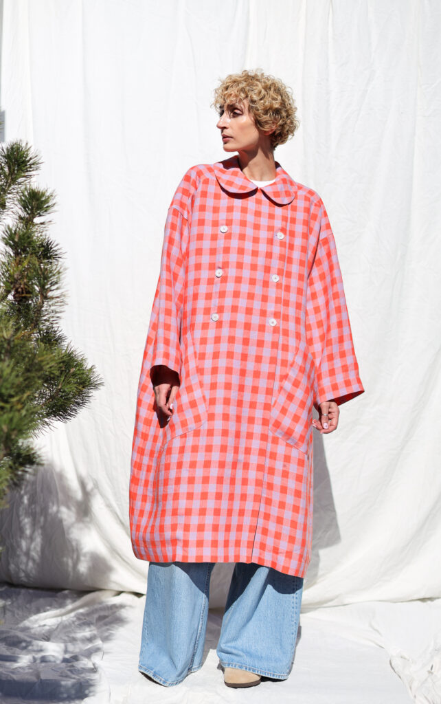 Double breasted linen oversized coat in checks - Image 1