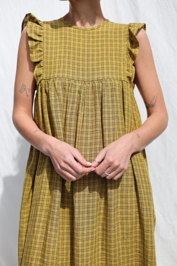 Linen flutter sleeves dress with tie BASILE - Image 1