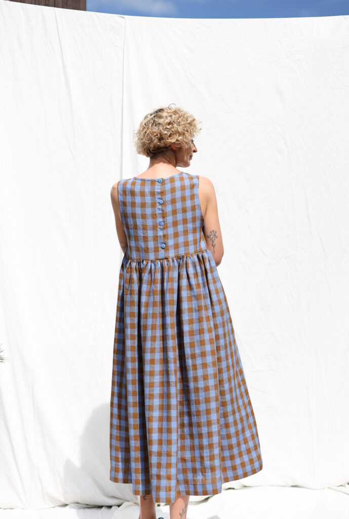 Exclusive Blue Bonnet Linen checks smock sleeveless dress - Image 2
