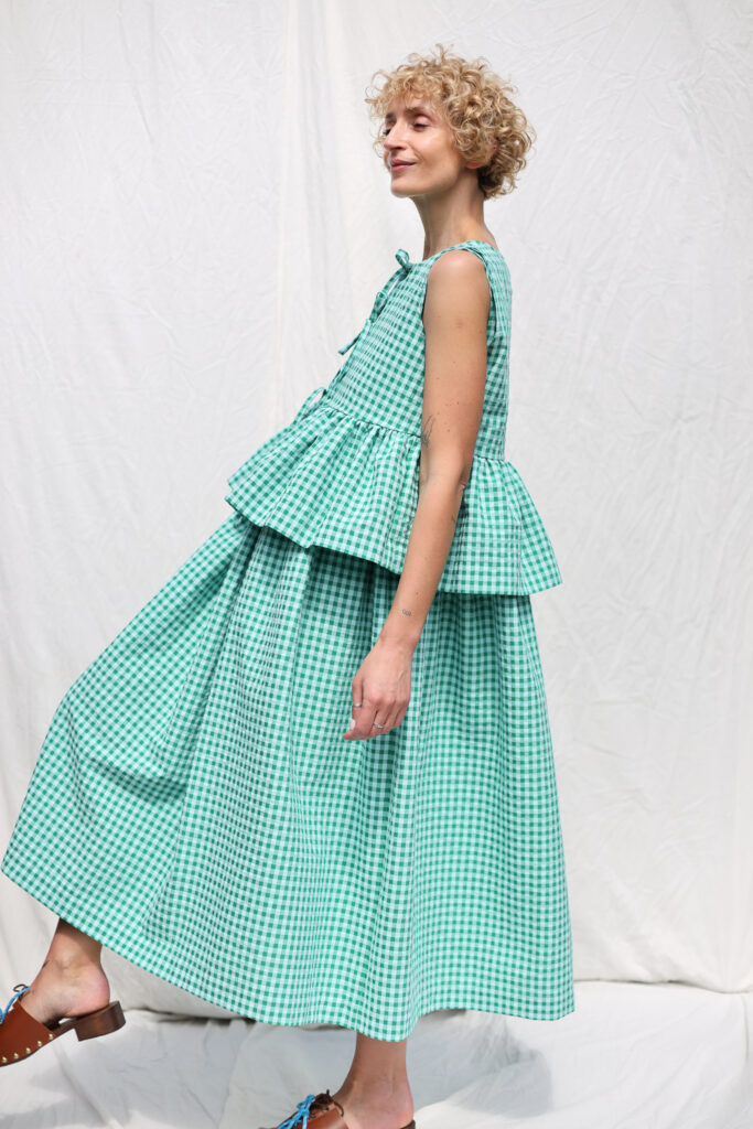 Sleeveless smock dress in jungle green seersucker checks - Image 7