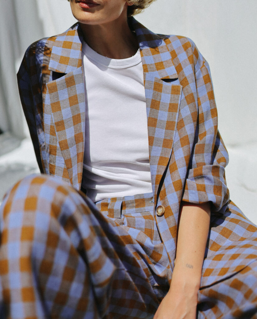 Oversized linen blazer in checks | Blazer | Sustainable clothing | OffOn clothing