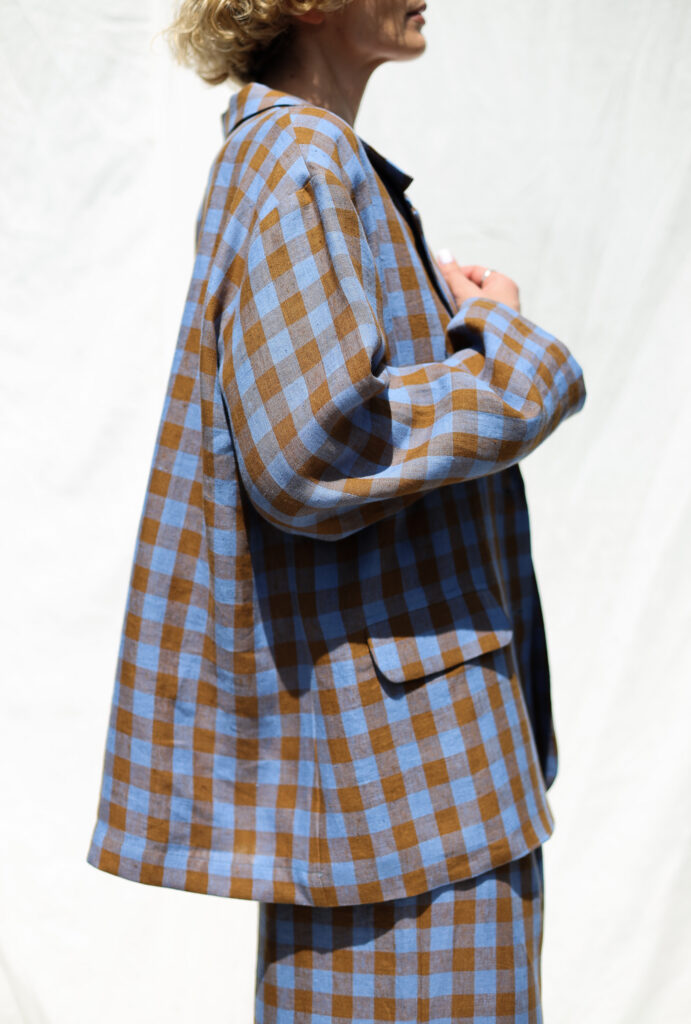 Oversized linen blazer in bluebonnet checks - Image 3