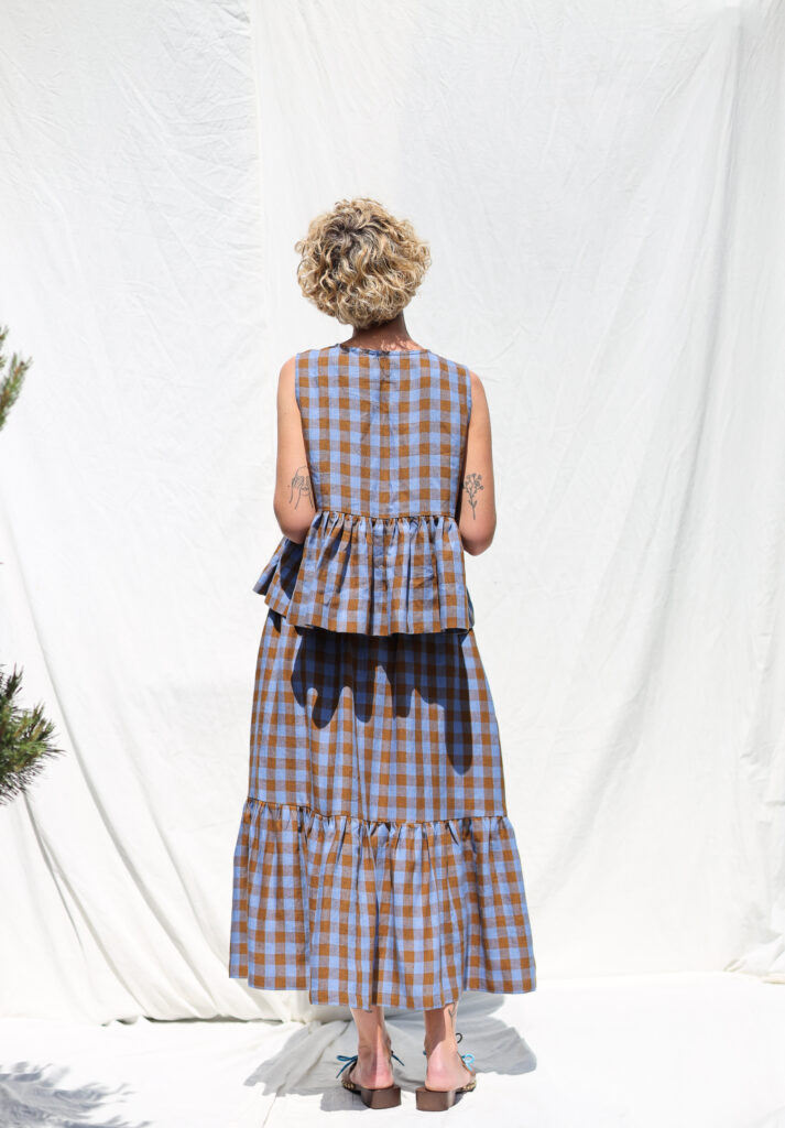 Elastic Waist Ruffled Hem Midi Skirt In Blue Checked Linen - Image 4