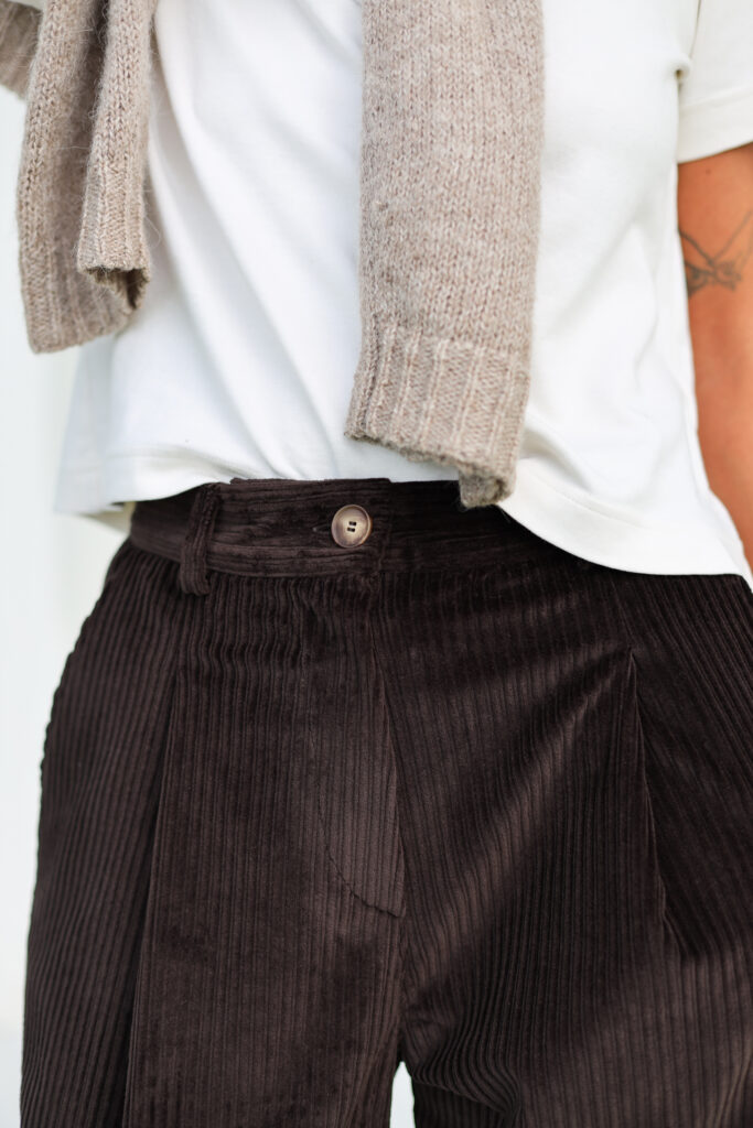 Boxy tapered leg wide wale cord trousers in dark brown - Image 5