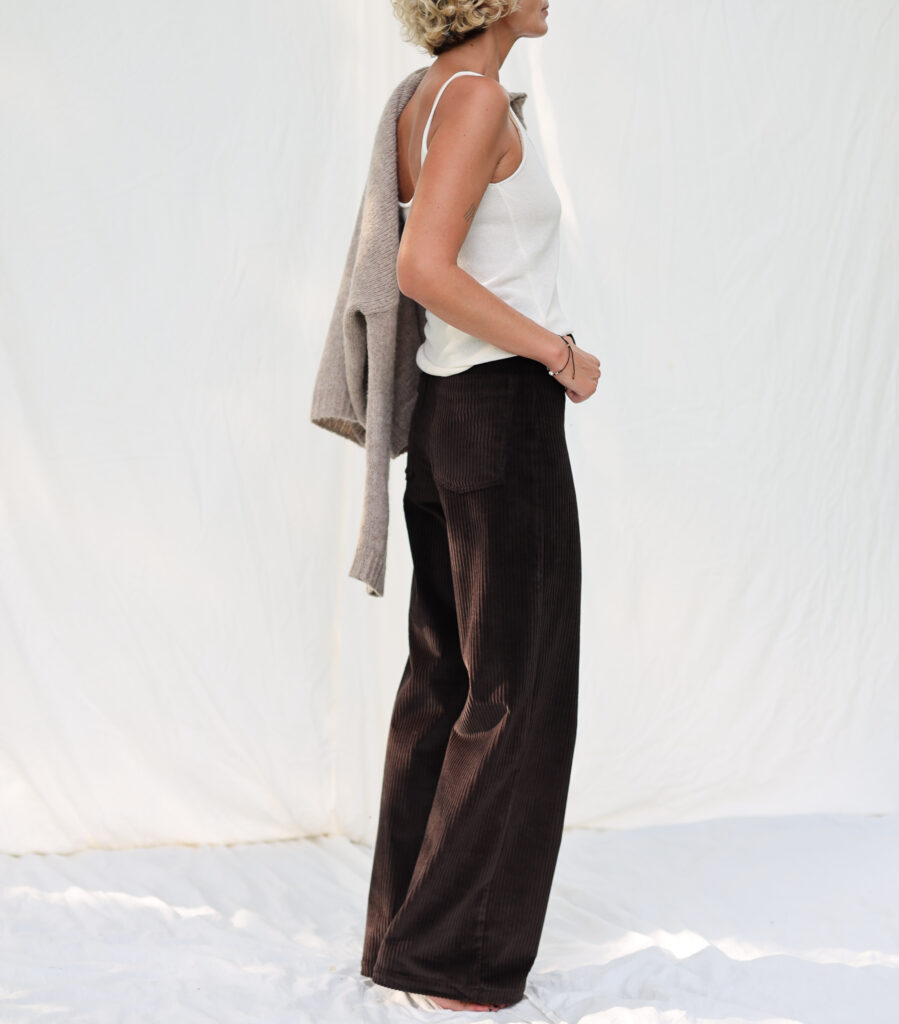 Wide Leg Dark Brown Wide Wale Cord Pants LUNA | Trousers | Sustainable clothing | OffOn clothing