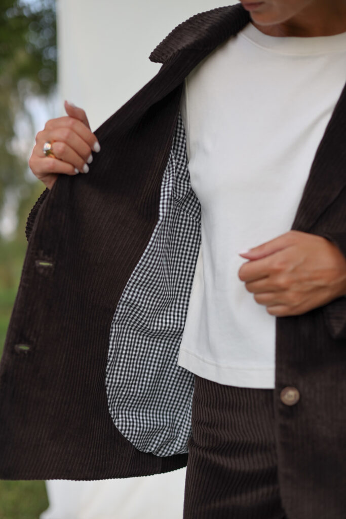 Oversized Dark Brown Cord Blazer - Image 6