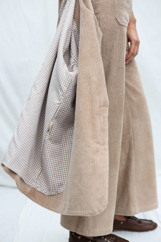Wide cord matching two pieces suit - Image 5