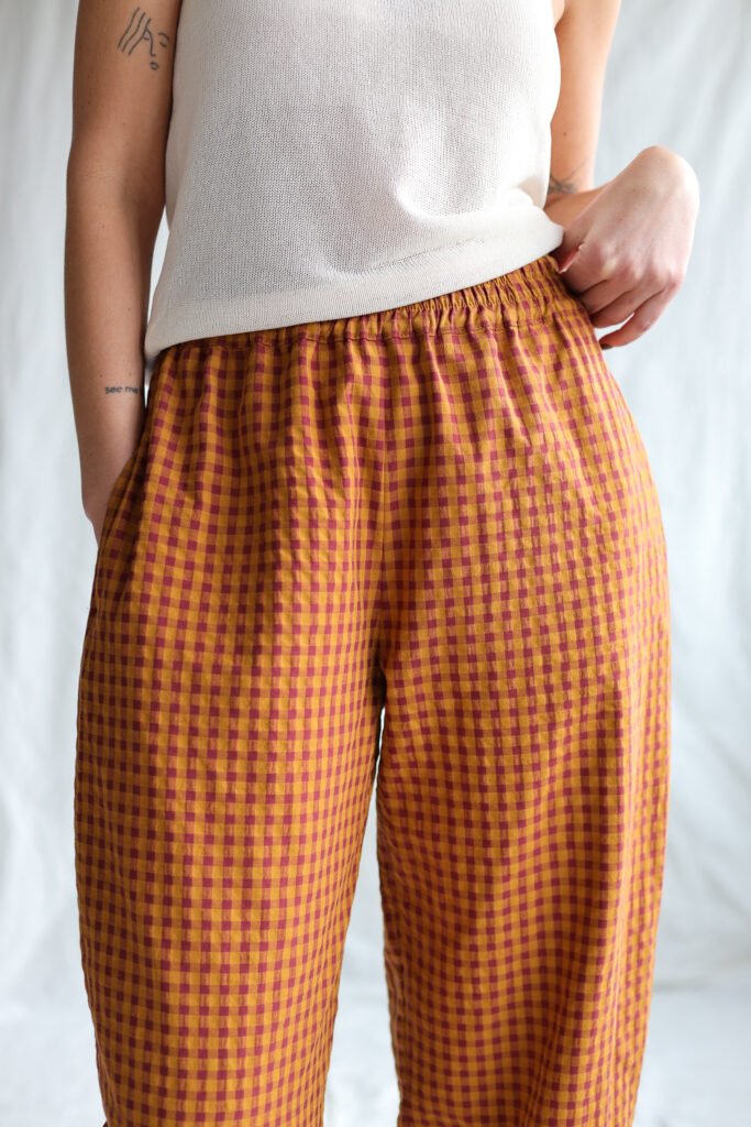 Balloon trousers VIVIAN in seersucker check - Image 2