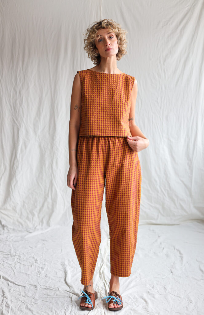 Sleeveless Seersucker Checks Cropped Hem Top | Tops | Sustainable clothing | OffOn clothing