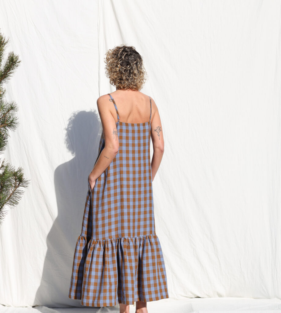 Sleeveless Checks Linen Dress With Ruffled Hem - Image 6