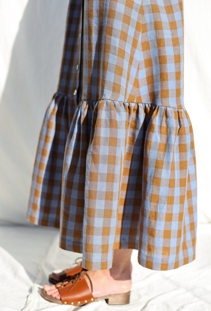 Sleeveless Checks Linen Dress With Ruffled Hem - Image 4