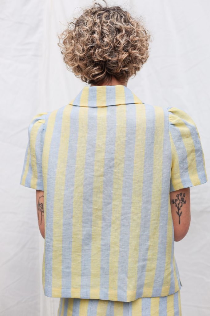Linen top with Peter Pan collar