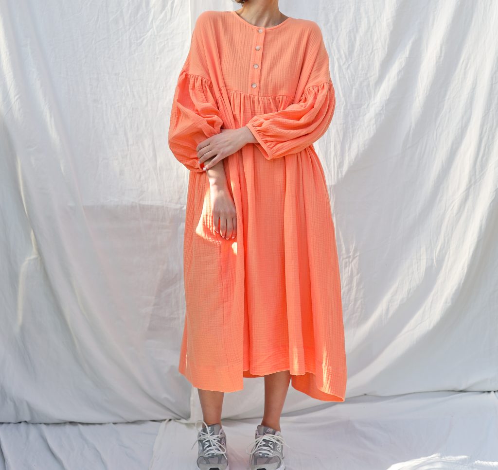Double gauze oversized dress GRETA with voluminous sleeves | Dress | Sustainable clothing | OffOn clothing