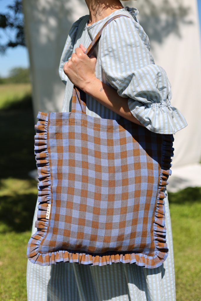 Linen Tote Bag with Ruffles in Bluebonnet Checks