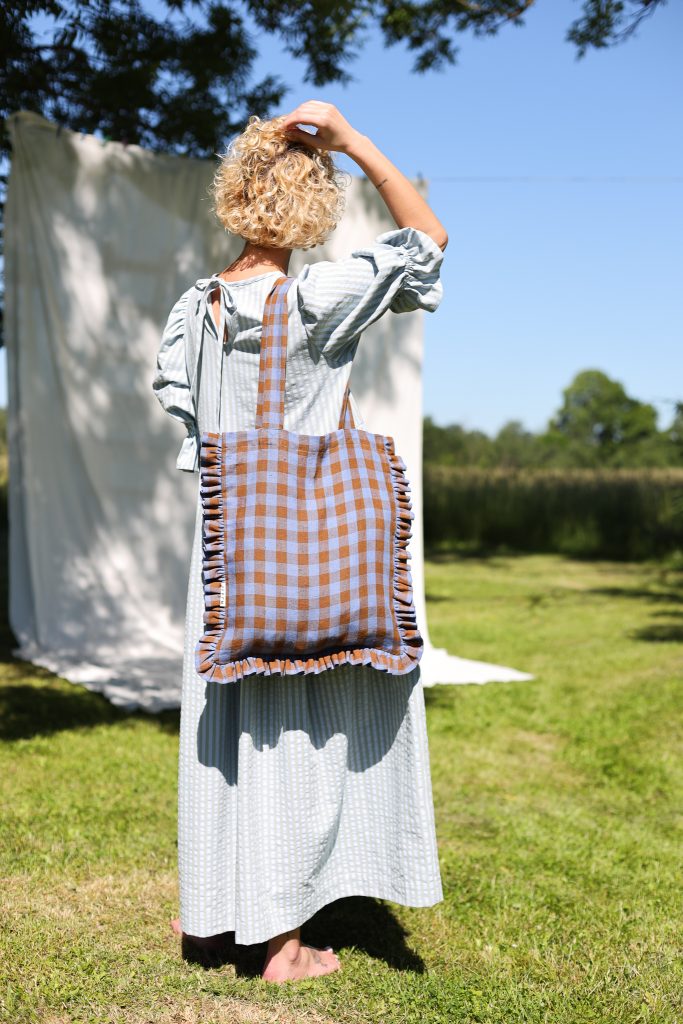 Linen Tote Bag with Ruffles in Bluebonnet Checks