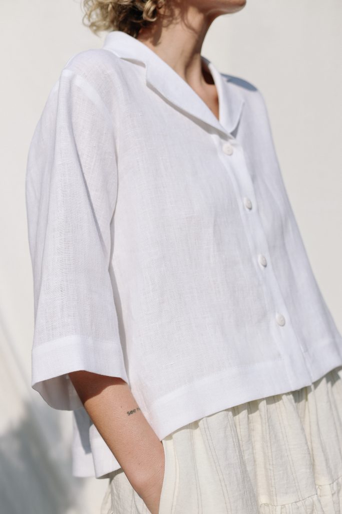 Linen wide sleeves revere collar shirt