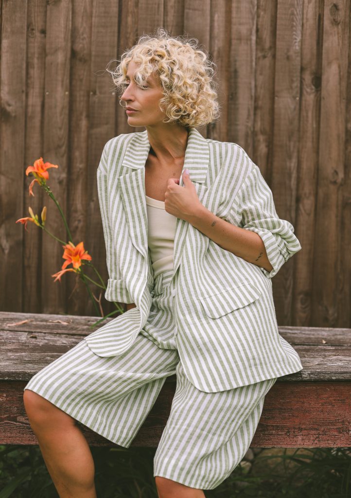 Blazer and Bermuda shorts linen set