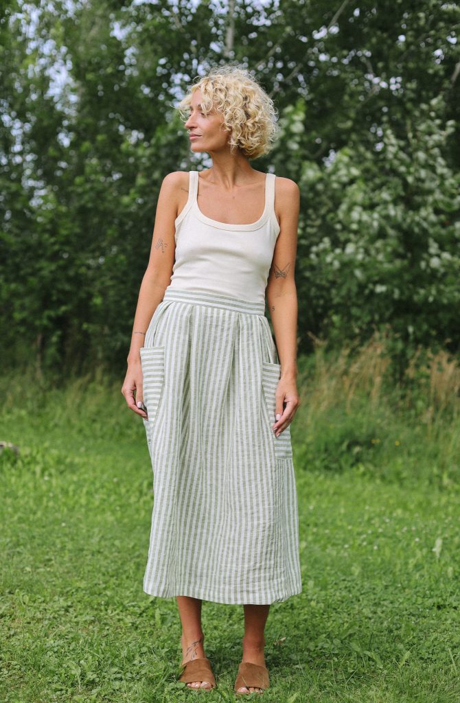 Pleated Linen Skirt with Patch Pockets