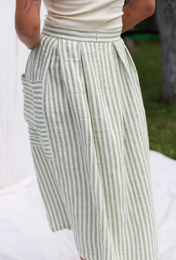 Pleated Linen Skirt with Patch Pockets
