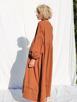 Oversized Caramel Double Gauze Dress with Pleated Details | Dress | Sustainable clothing | OffOn clothing