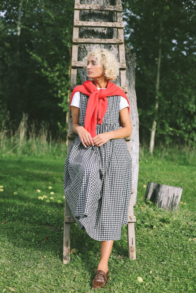 Gingham Sleeveless Seersucker Smock Dress | Dress | Sustainable clothing | OffOn clothing
