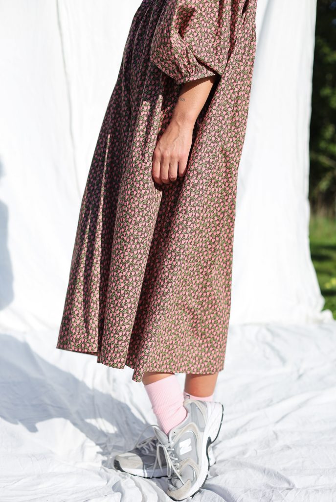 Oversized Oversized Dress GRETA in Tana Lawn Cotton Paper Tulips Print