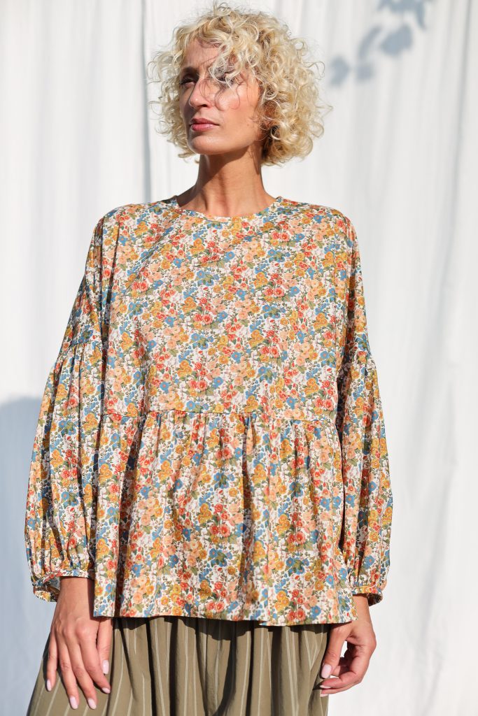 Dropped Shoulders Floral Peplum Blouse EVE | Top | Sustainable clothing | OffOn clothing