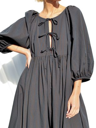 Reversible Seersucker Organic Cotton Dress FELDA | Dress | Sustainable clothing | OffOn clothing