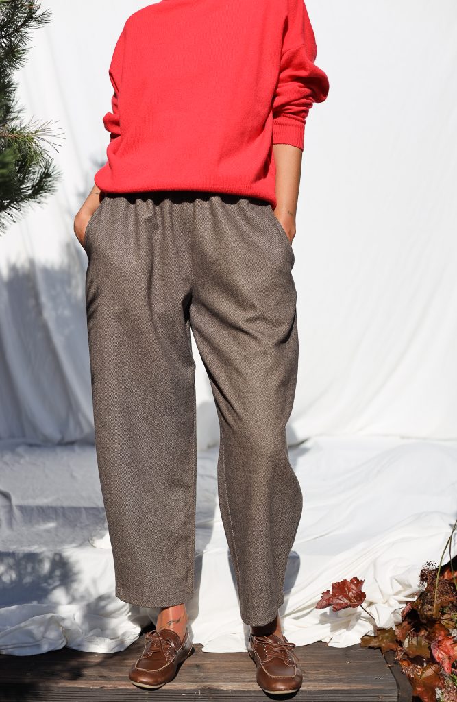 Brown Herringbone Wool-Blend Balloon Style Trousers VIVIAN | Trousers | Sustainable clothing | OffOn clothing