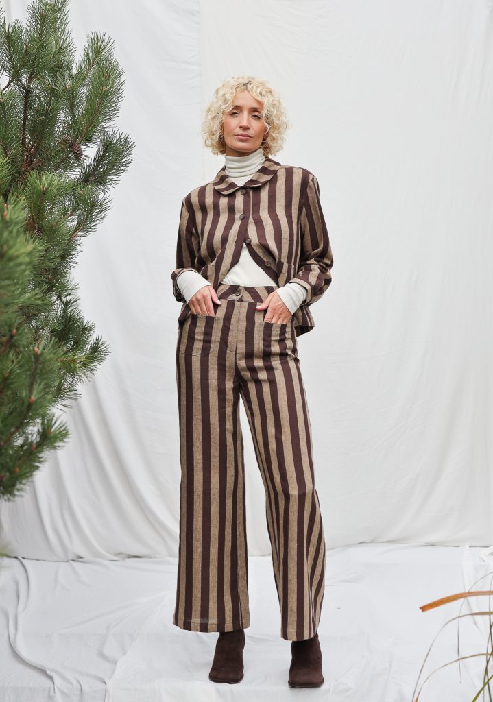 Peter Pan Collar Cropped Linen Jacket in Stripes