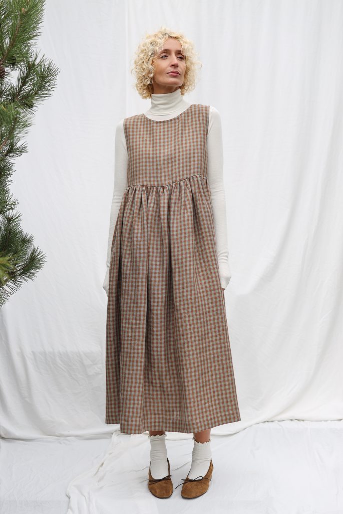 Sleveless Gingham Linen Smock Dress | Dress | Sustainable clothing | OffOn clothing